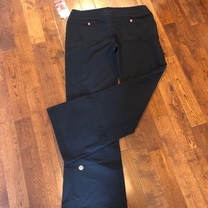 BNWT Lululemon Carry All Pants